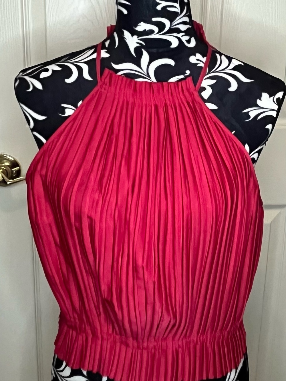 Banana republic Women's Fuchsia Halter Pleated Top